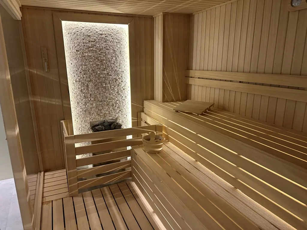 Relaxing sauna